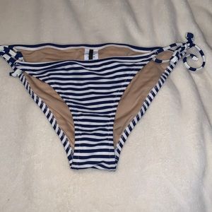 🆕 New J Crew bikini bottom size medium blue white stripe swimsuit swimwear swim